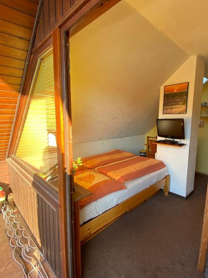 Gemuetliches Zimmer Zentral In Der Lueneburger Heide Schneverdingen Exterior foto